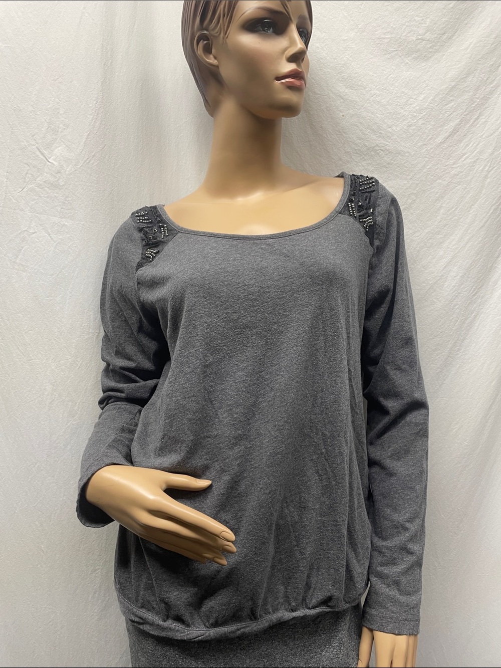 DKNY Jeans Women's Gray Netting Back with Beads Long Sleeve Tee Shirt NWOT